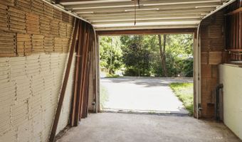 89 Second St, Athens, OH 45701