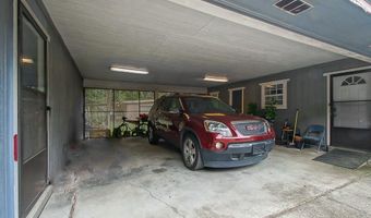 2405 Boxwood Dr, Baker, LA 70714