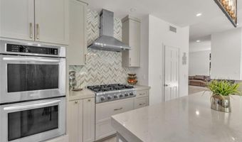 6066 Lake Lindero Dr, Agoura Hills, CA 91301