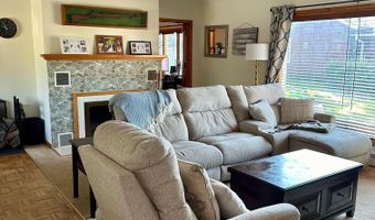 1824 Bryn Mawr Cir, Atlantic, IA 50022