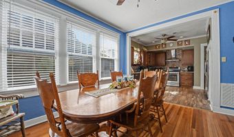 963 Schwan Ct, Biloxi, MS 39530