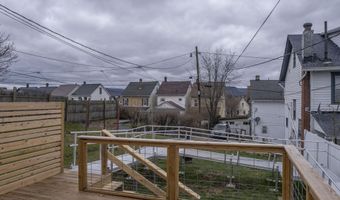 202 Bell Ave, Altoona, PA 16602
