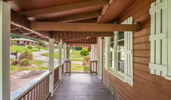 104 Elm St, Adairsville, GA 30103