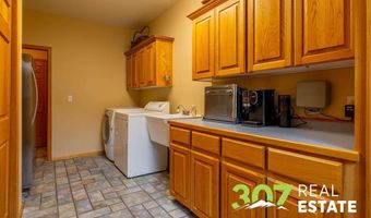 33 Road 3DX, Cody, WY 82414