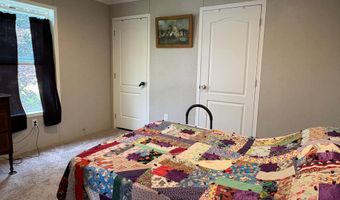 27 Daniel Dr, Belfast, ME 04915