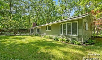 7358 SHEFFIELD Dr SE, Ada, MI 49301