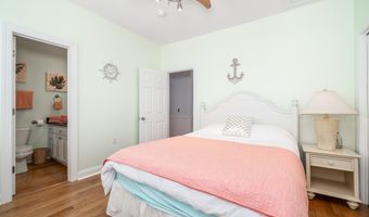 202 Dobbs St C, Atlantic Beach, NC 28512