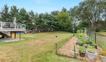 3529 Buttrick Ave SE, Ada, MI 49301