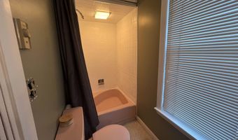 86 Elm St, Berlin, NH 03570