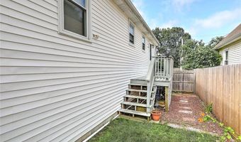 28 Plant St, Cumberland, RI 02864