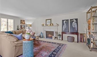1340 Waterford Dr, East Greenwich, RI 02818