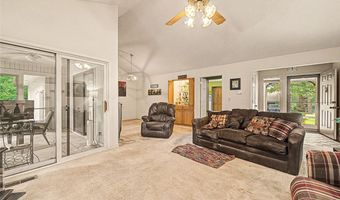 37 Fenchurch Dr, Bella Vista, AR 72715