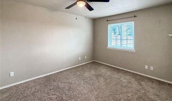 2114 Oakglen Dr, Ardmore, OK 73401