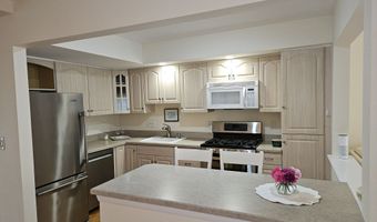 47 Jerimoth Dr 47, Branford, CT 06405