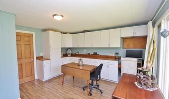 1647 Broadway, Bangor, ME 04401