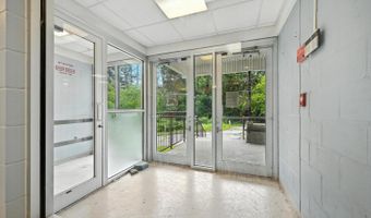 10 Pethaven Ln, Augusta, ME 04330