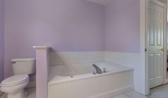1505 Foxes Ridge Rd, Acton, ME 04001