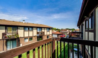 4634 W 131st St 2S, Alsip, IL 60803