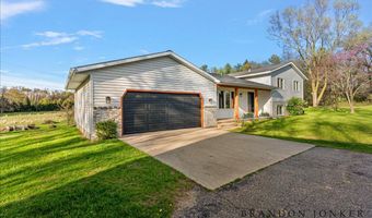 9095 76th St SE, Alto, MI 49302