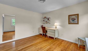 14 3 Partners Rd, Danbury, CT 06811