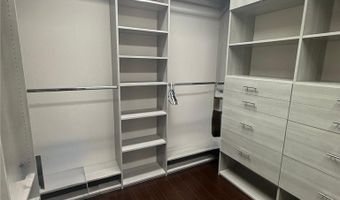 8200 E Brookdale Ln, Anaheim, CA 92807
