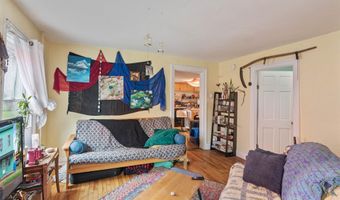 317 N Winooski Ave, Burlington, VT 05401