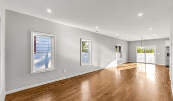 77 Oliver St, Bridgeport, CT 06606