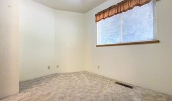 17264 MOUNTAIN Dr, Brookings, OR 97415