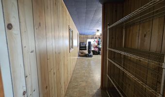 15 W Prospect St, Aurora, MO 65605