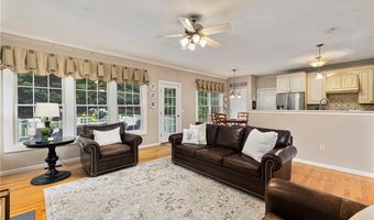 212 Orchard Woods Dr, North Kingstown, RI 02874
