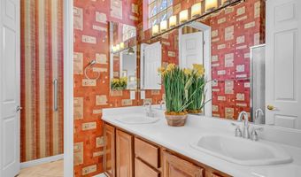10266 Romantico Dr, Las Vegas, NV 89135