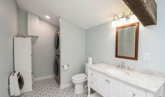 47138 293rd St, Beresford, SD 57004