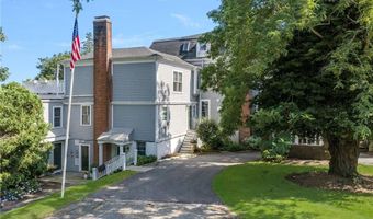 44 Bliss Mine Rd 10, Middletown, RI 02842