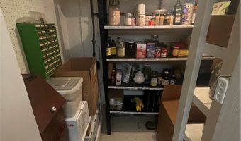 956 Beaver Rd, Ambridge, PA 15003