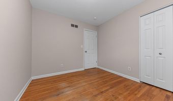 1025 Western Dr, Ann Arbor, MI 48103