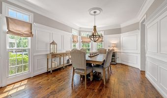 24168 SPRING MEADOW Cir, Aldie, VA 20105