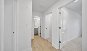 165 Mill Ctr 216, Athens, GA 30606