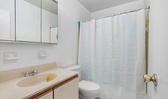 104 HAMPSTEAD Dr, Ambler, PA 19002
