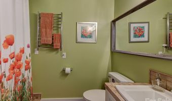 44 Dane Acres Dr, Alexander, NC 28701