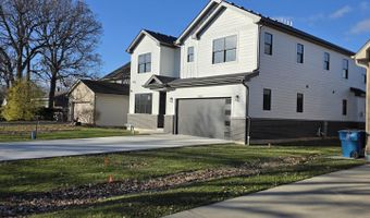 926 E Crest Ave, Addison, IL 60101