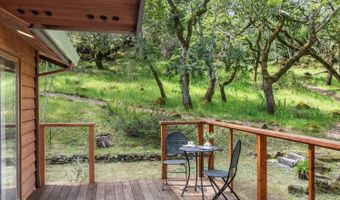 1355 White Oak Dr, Santa Rosa, CA 95409