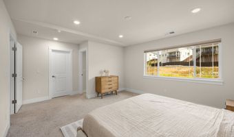 12440 SW DOUBLETOP Dr, Beaverton, OR 97007