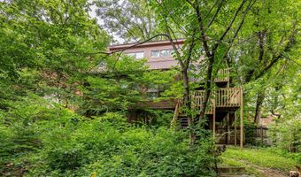 4612 Dover Dr, Ames, IA 50014