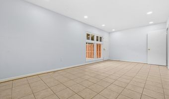 5013 AMERICANA Dr, Annandale, VA 22003