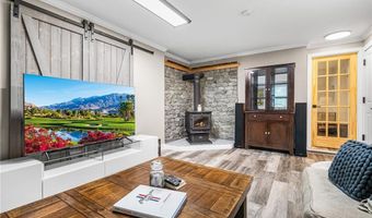 51 Paine Rd, Foster, RI 02825