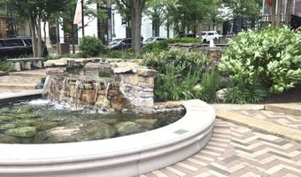 4390 LORCOM Ln #102, Arlington, VA 22207