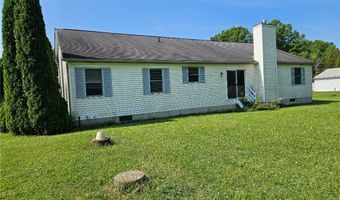 7071 Clark Rd, Atwater, OH 44201