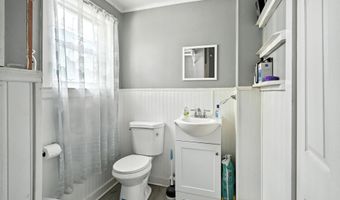 78 Mount Vernon Ave, Augusta, ME 04330
