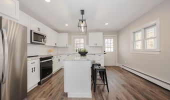 16 Church St, Belmont, NH 03220