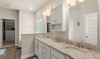 7004 Glen Eagle Dr, Biloxi, MS 39532